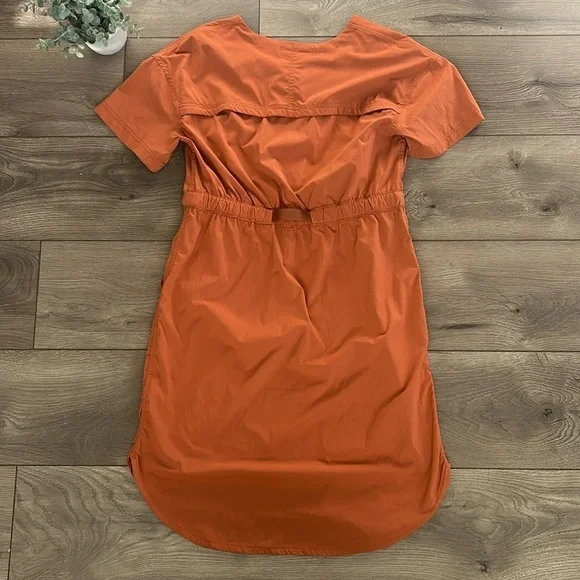 Women's REI Orange Short Sleeve Dress Size Medium - Picture 7 of 8